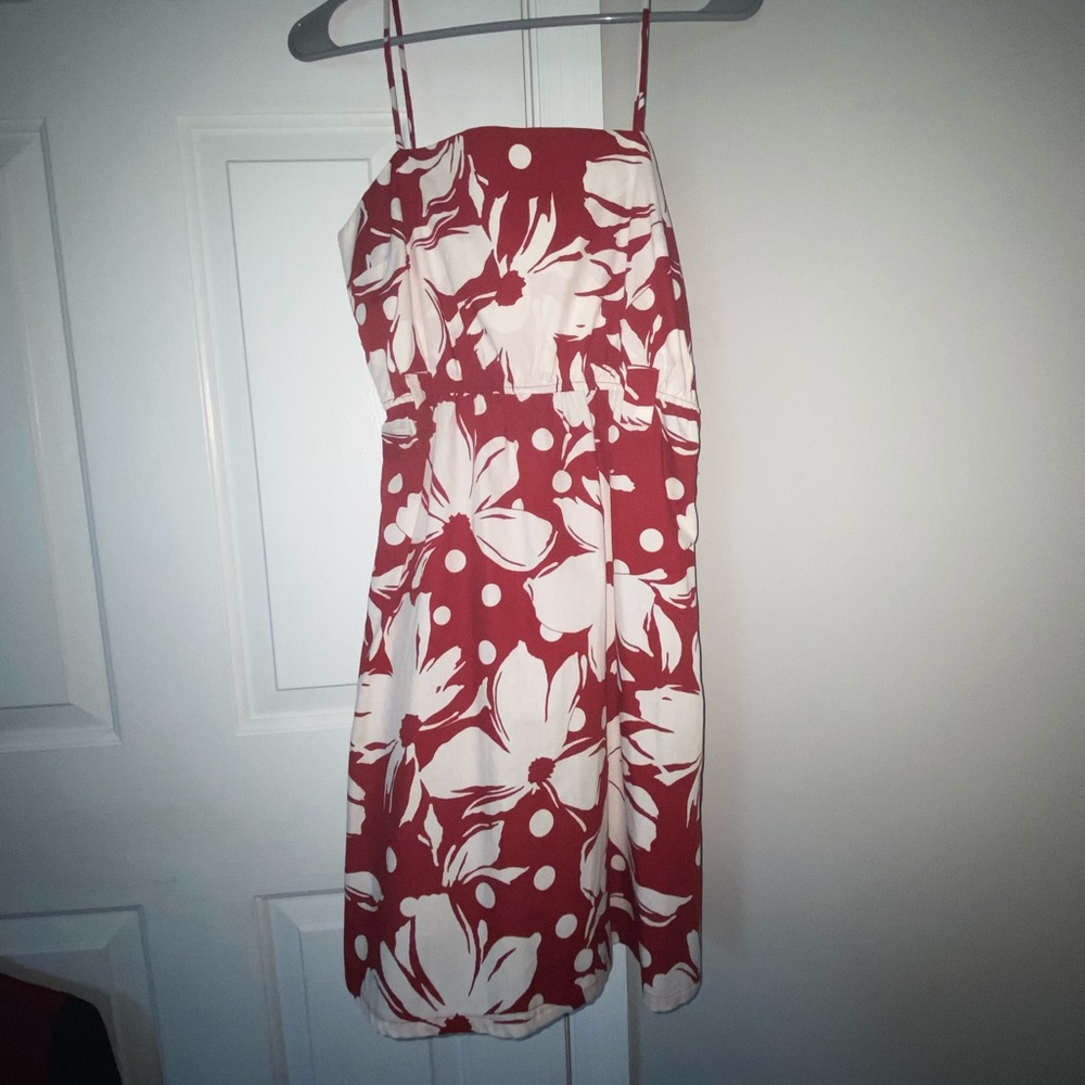 red & white hawaiian flower dress!
